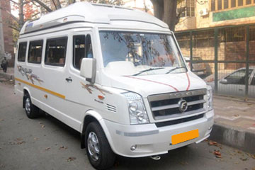 9 Seater Tempo Traveller in Amritsar